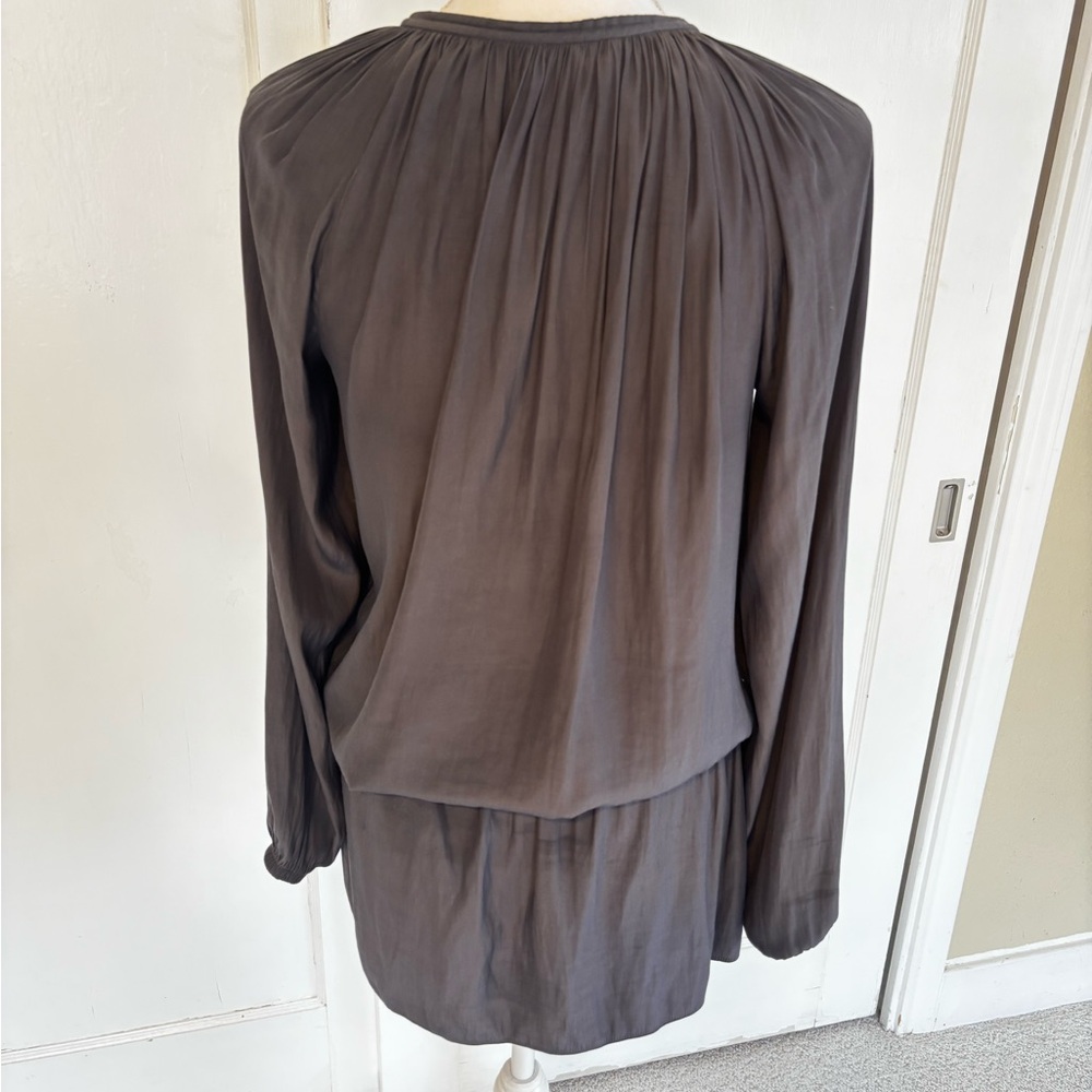 Elegant Paris Long Sleeve Dress in Dark gray - Picture 8 of 9